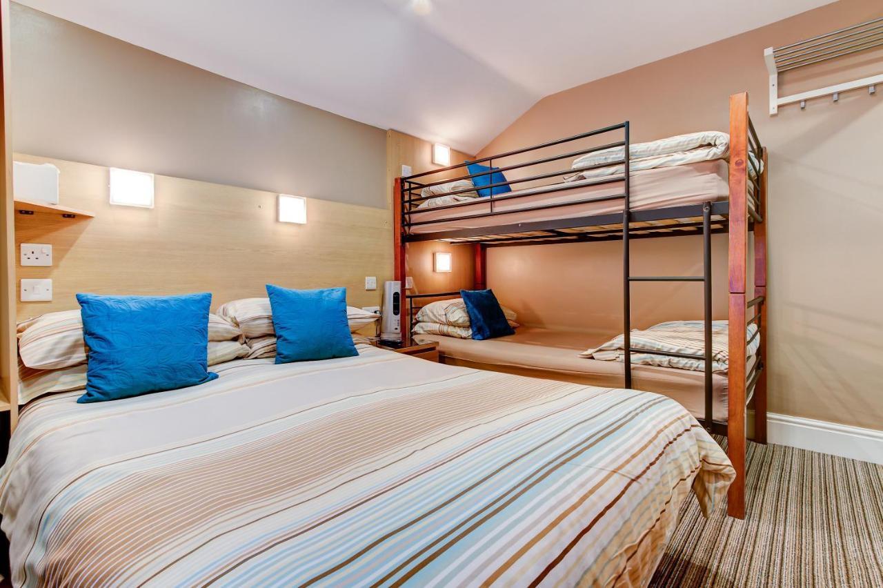 The Craimar Bed & Breakfast Блекпул Екстериор снимка