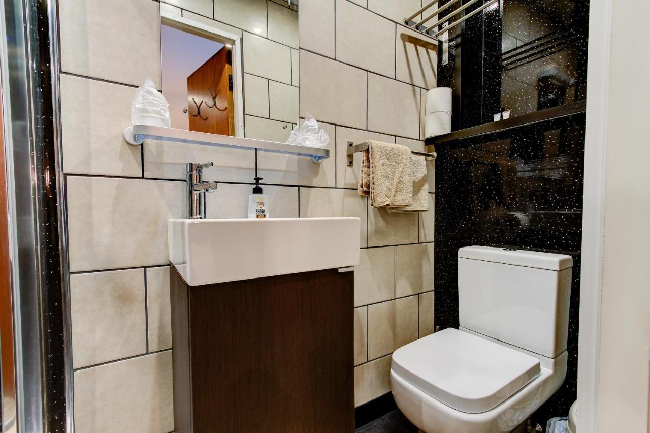 The Craimar Bed & Breakfast Блекпул Екстериор снимка
